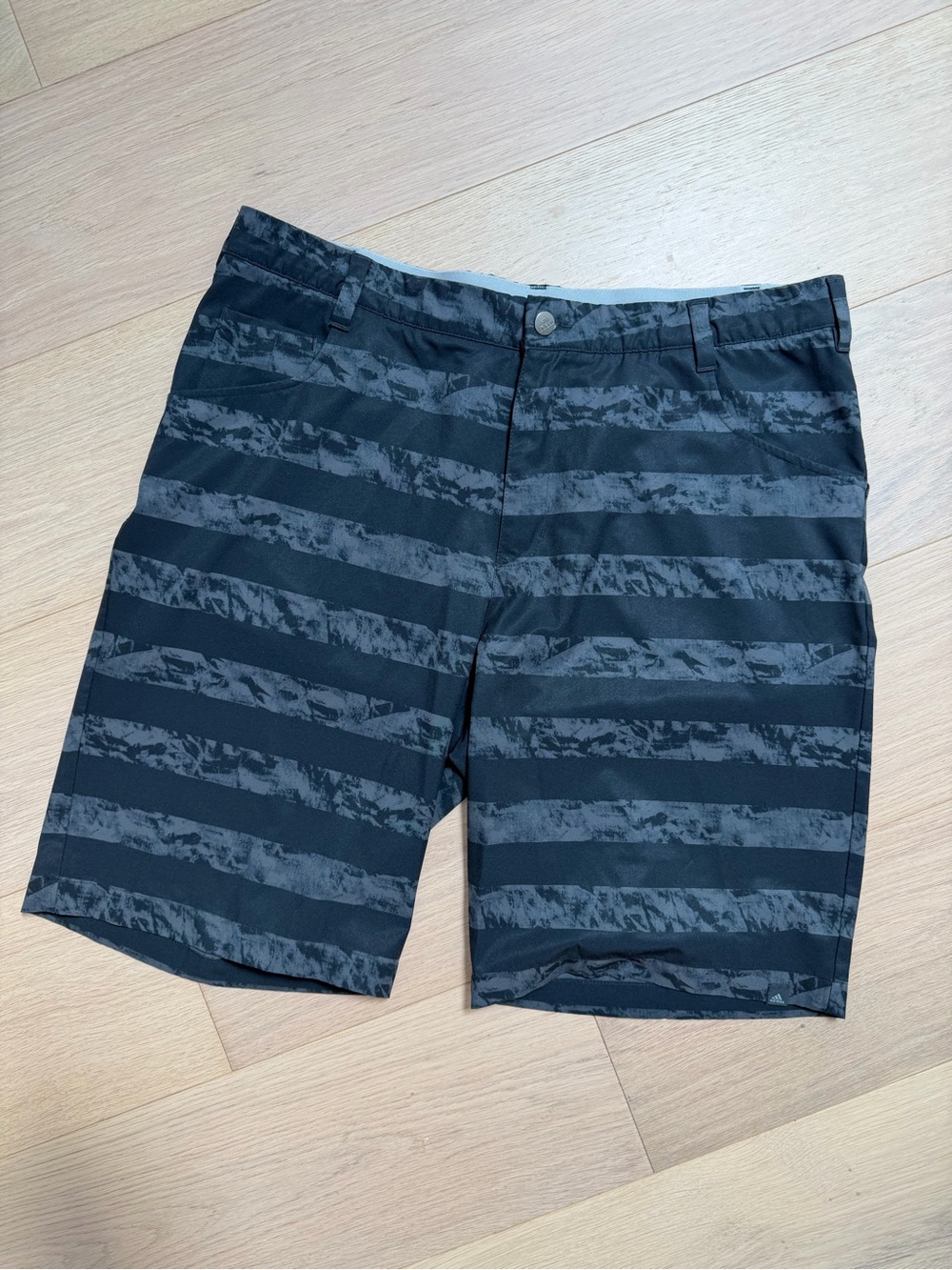 adidas Men's Golf Short Black & Gray Stripe Size 36